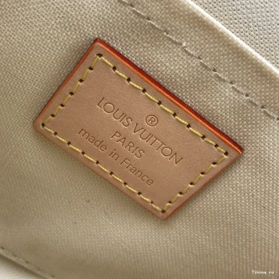 Affordable Vuitton Favorite MM Louis 0721